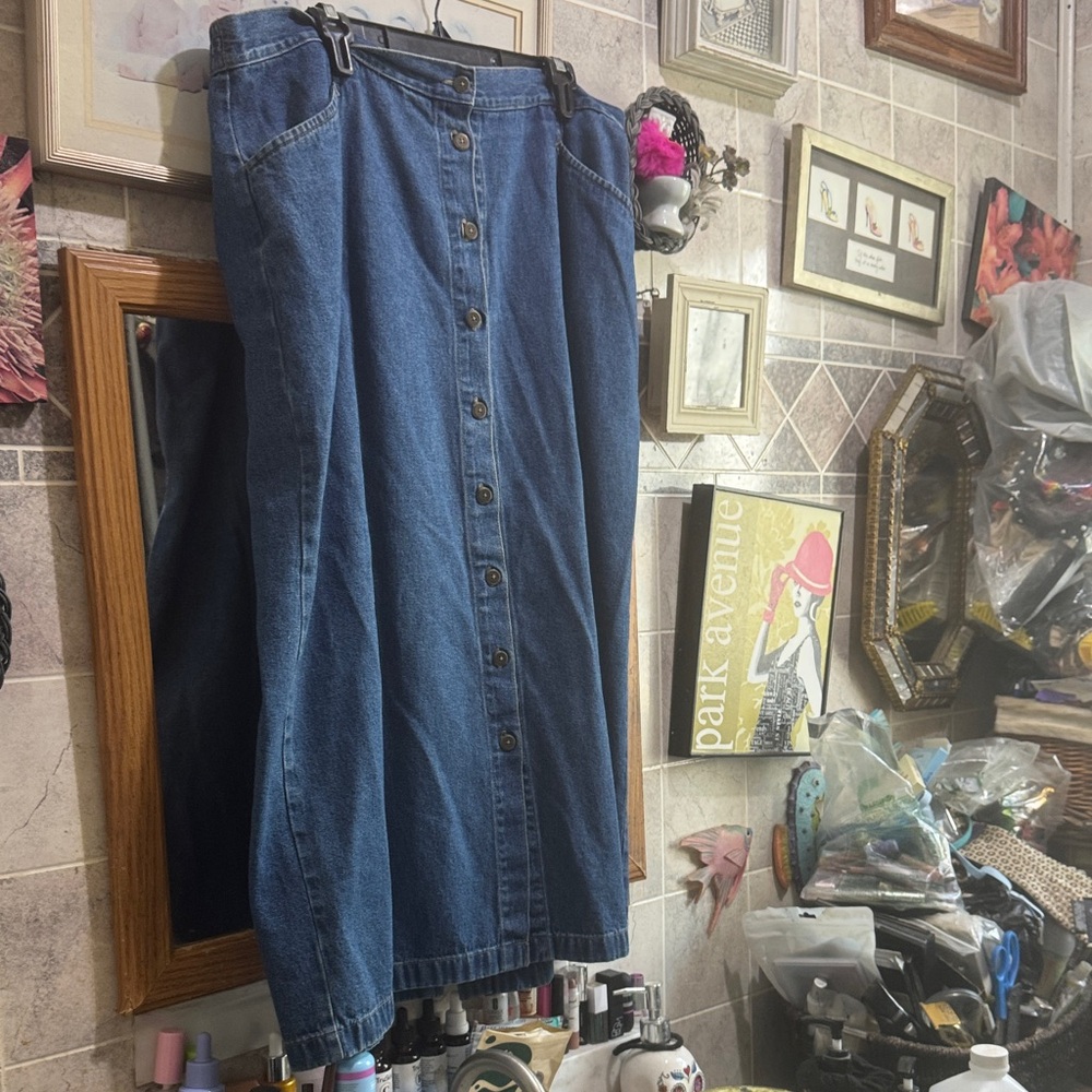 Classic elements woman Jean skirt